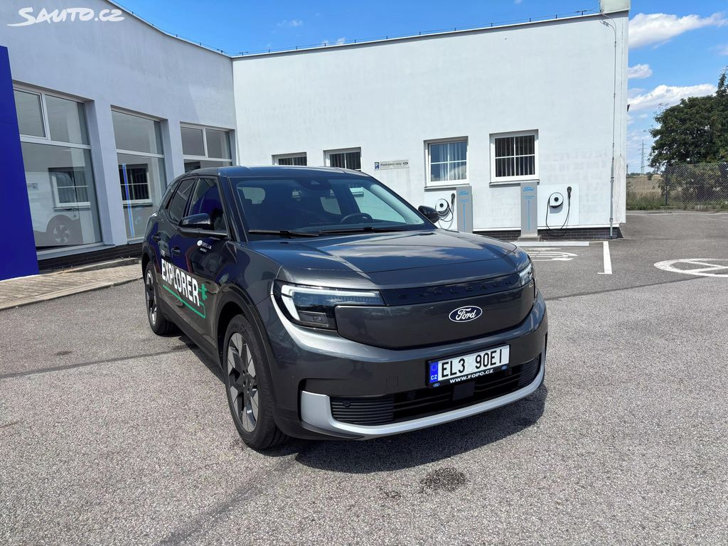 Ford Explorer, Premium RWD
